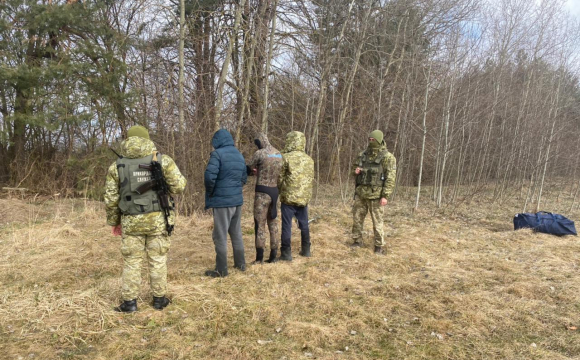 На Волині при затриманні порушників довелося відкривати вогонь