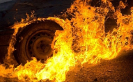 В українському місті чоловік масово спалював автомобілі військових