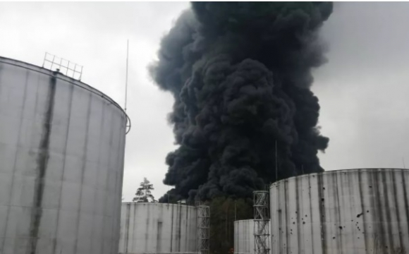 Ракетний удар по нафтобазі у Луцьку: СБУ повідомила про підозру командиру рф
