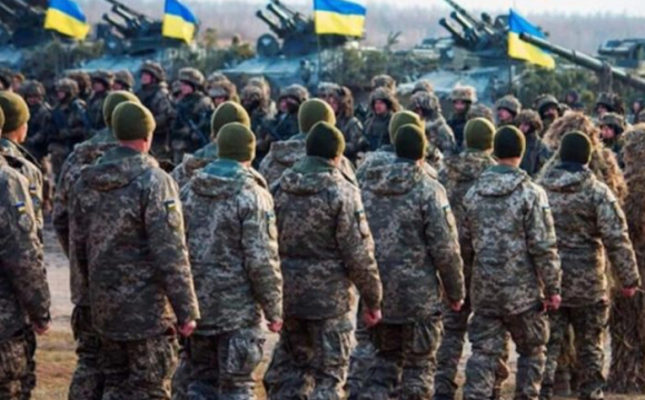 Скільки бійців налічує українська армія