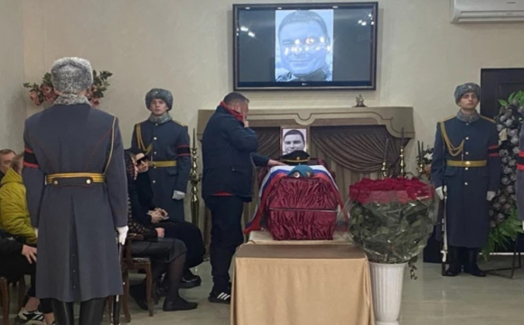 Росіянин замість весільної подорожі поїхав воювати в Україну і помер