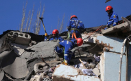 Росія ракетами обстріляла Україну: зруйнували житлову багатоповерхівку в Умані. ВІДЕО