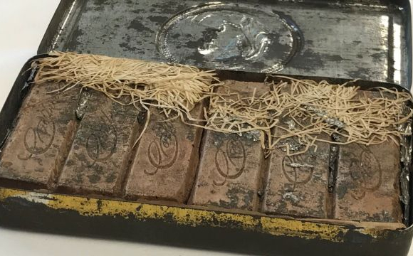 Знайшли 120-річний шоколад: він досі у чудовому стані