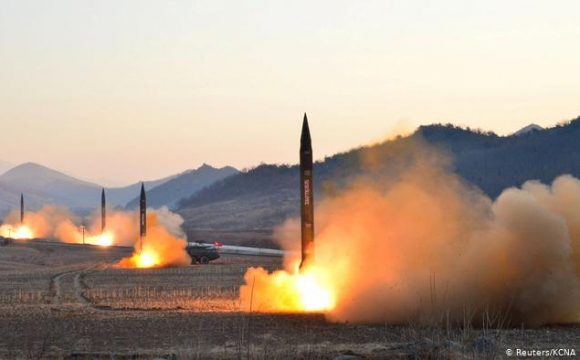 Північна Корея таки влаштувала ракетні випробування: Байден відповів