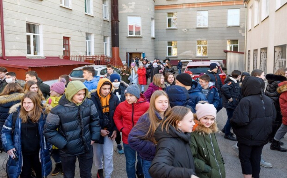 У Луцьку повідомляють про замінування шкіл