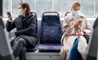 Спрей та маска: як захиститися від коронавірусу у громадському транспорті