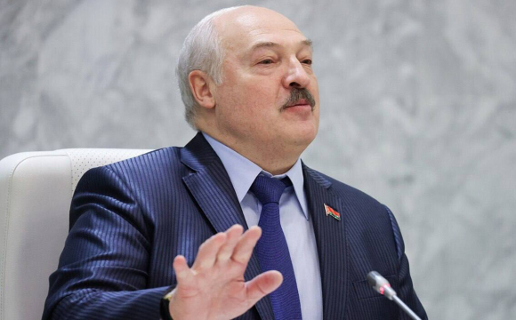Лукашенко запевнив, що Україну не будуть бомбити з території Білорусі