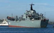 На металобрухт: росіяни підняли з дна моря потоплений ЗСУ корабель