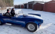 Український вчитель створив копію культового авто. ВІДЕО