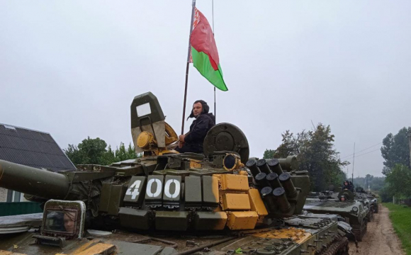В Білорусі розповіли, скільки росіян прибуде для спільного розгортання військ