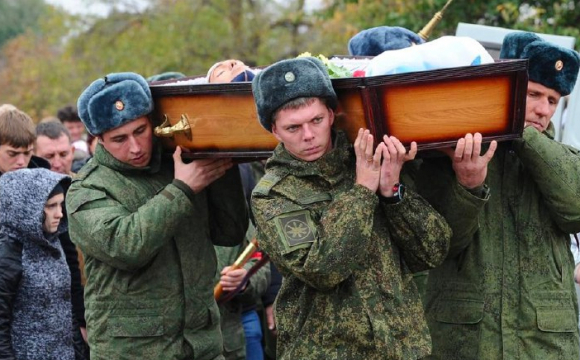 У росії поховали більше солдатів, ніж офіційно визнали втрат, - Рєзніков