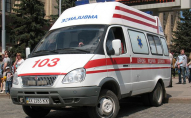 На Рівненщині обікрали автомобіль швидкої допомоги, яка приїхала з Києва