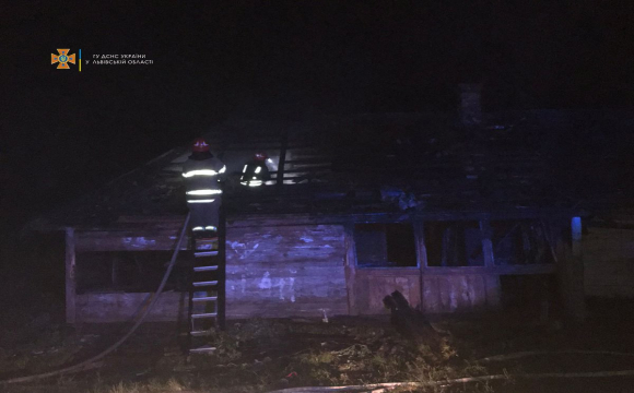 Чоловік згорів заживо у власному будинку: трагедія на Львівщині