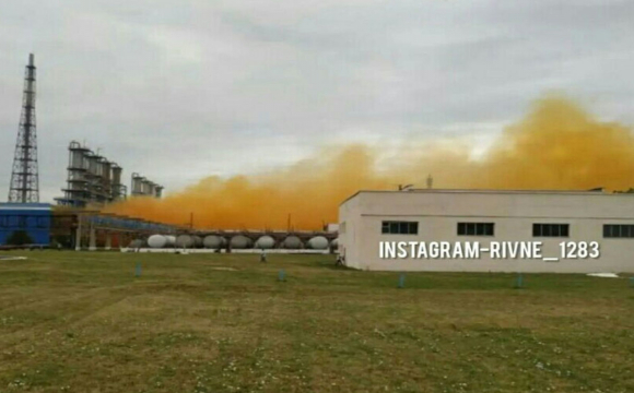 Через вибух хімічного заводу на Рівненщині суне Жовта хмара