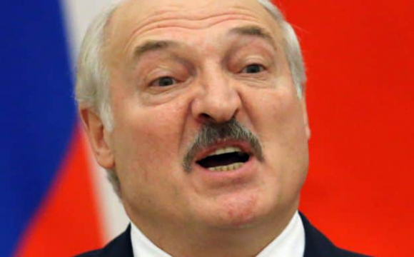 Лукашенко лякає білорусів наступом з Польщі: що відбувається