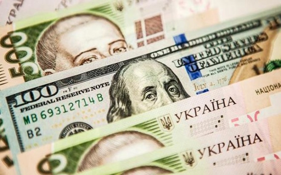 Долар різко падає: що робити з валютою під час війни