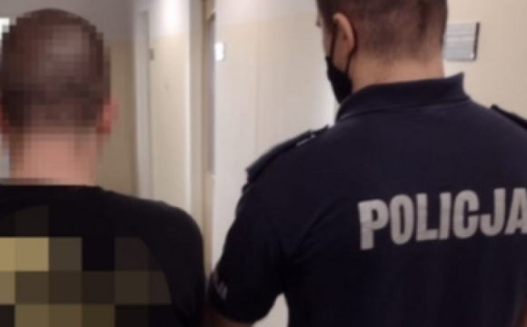 Заважав медикам й кидався на поліцію: у Польщі затримали українця