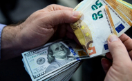 Українцям розповіли, у якій валюті краще зберігати гроші