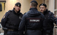 У Москві поліція затримала жінку, яка слухала гімн України у себе у квартирі
