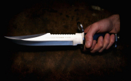 Суперечка за дівчину: чоловік встромив ножа у груди 
