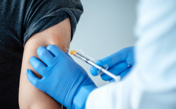 У Луцьку виступають проти примусової вакцинації: петиція
