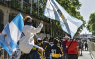 У Буенос-Айресі перервали церемонію прощання з Марадоною через заворушення
