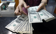 Курс долара в Україні може зрости до 41 гривні