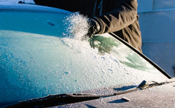 Як розморозити автомобіль взимку