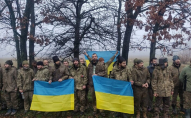 Україна повернула 64 військових із російського полону. ВІДЕО