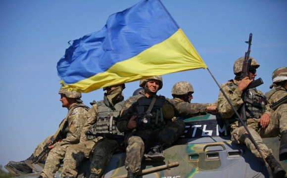 Військові підняли прапор України у селі Діброва на Донбасі. ВІДЕО