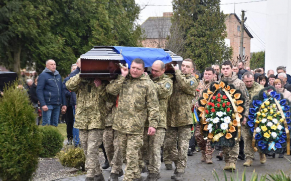 На Волині попрощались із загиблим у Донецькій області. ФОТО