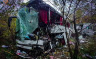 На заході України вантажівка зіштовхнулася з пасажирським автобусом: є загиблі