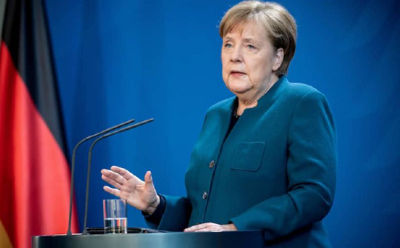 Що сказала Меркель про війну в Україні після трьох місяців мовчання