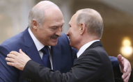 Лукашенко віддає росії військову техніку та боєприпаси: що це означає