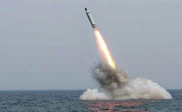 Чому Південна Корея та США запустили вісім балістичних ракет