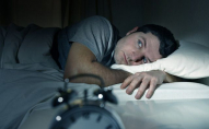 Погано спите? Ось 9 вечірніх звичок, які псують ваш сон